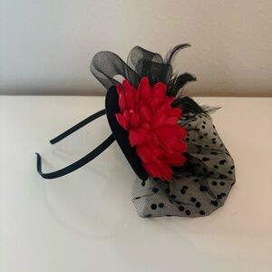 BABEYOND Black Fascinator Headband Red Flower Veil Feather Derby Hat